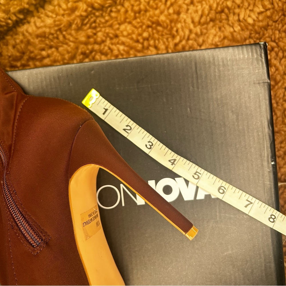 Fashion nova brown heels - Picture 7 of 9